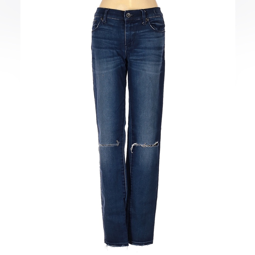 🖤Semi distressed jeans